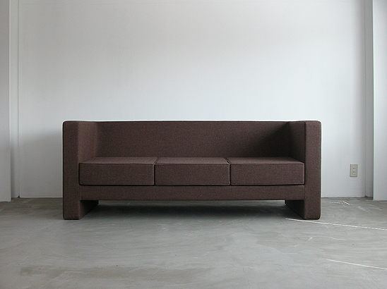 POUND 3SEATER