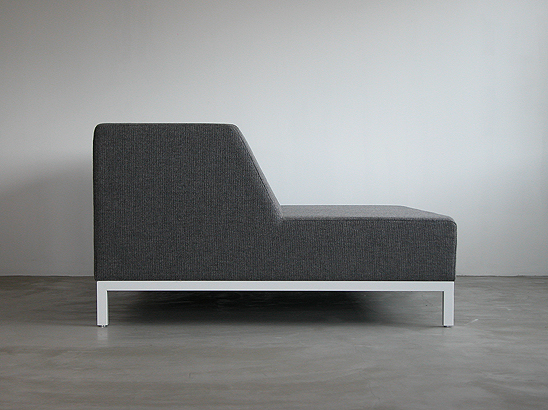 BANK 3 SEATER
